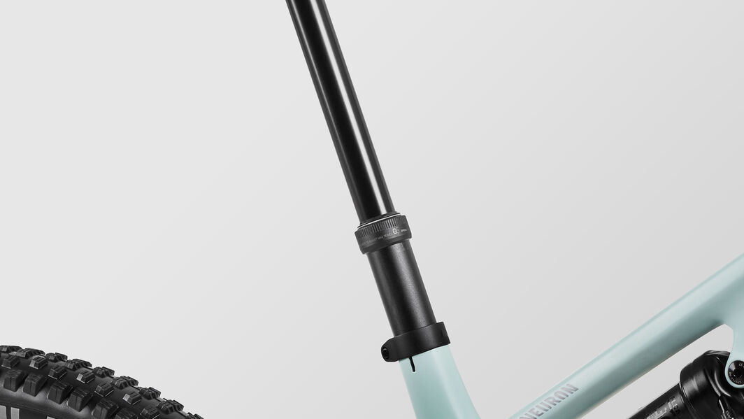 Dropper post on bikes: More control. More confidence. Elevate your ride with smooth transitions and all-terrain readiness.