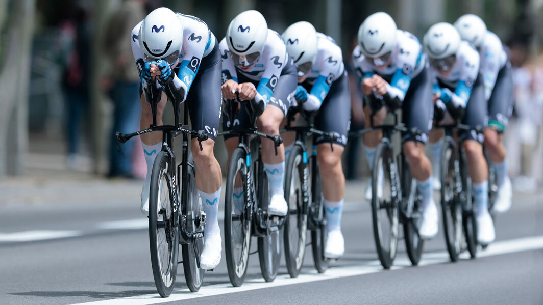Canyon Road Bikes – Movistar Pro Team Racing Setup Road bikes of Canyon's professional team – Movistar in a time trial formation during competition.