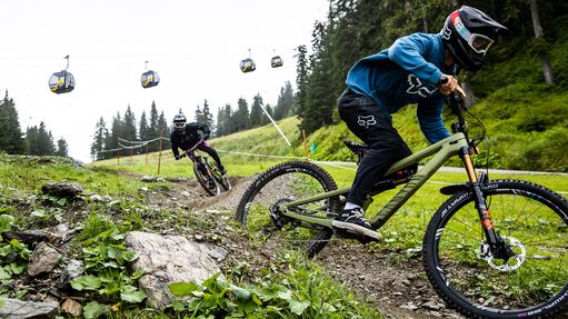 What is a mullet bike? Your complete guide to mixed wheel setups 