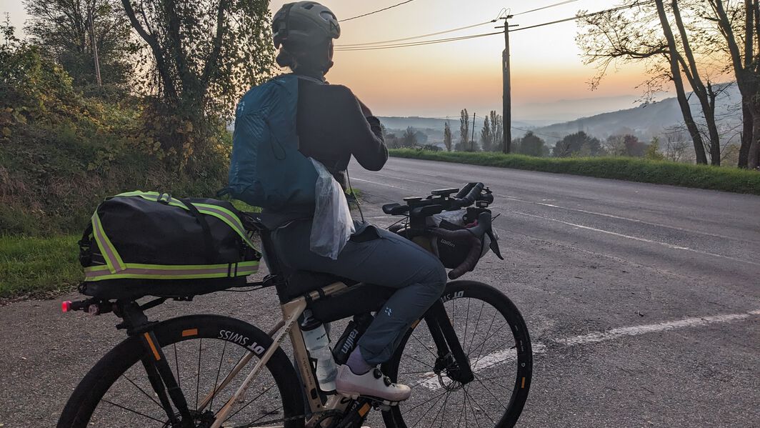 How to improve your strength and flexibility when training for long-distance cycling?