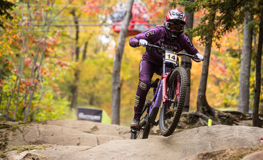 Downhill Mountain Bike Buyer’s Guide Downhill Mountain Bike Buyer’s Guide