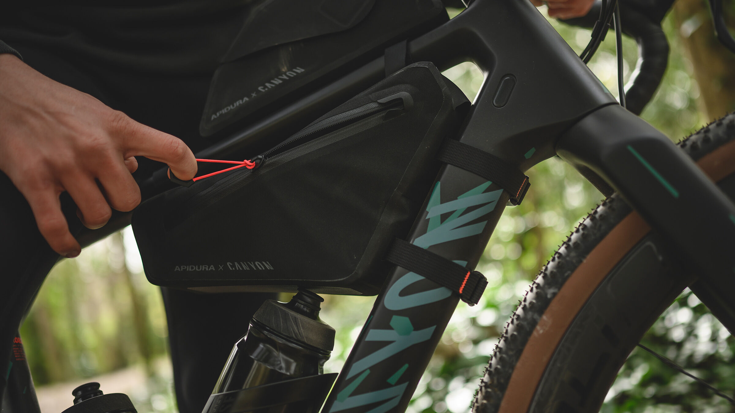 Apidura X Canyon Frame Pack