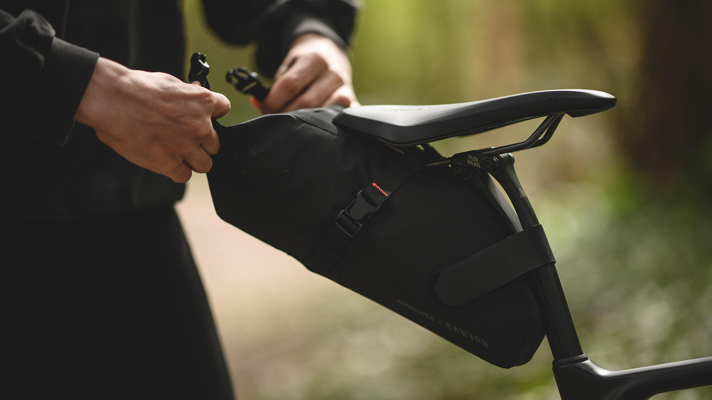 Apidura X Canyon Saddle Pack