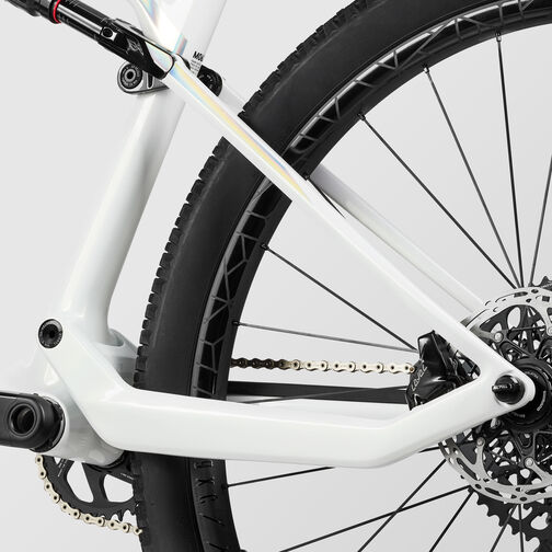 Lux CF SLX 9 LTD Lux CF SLX 9 LTD