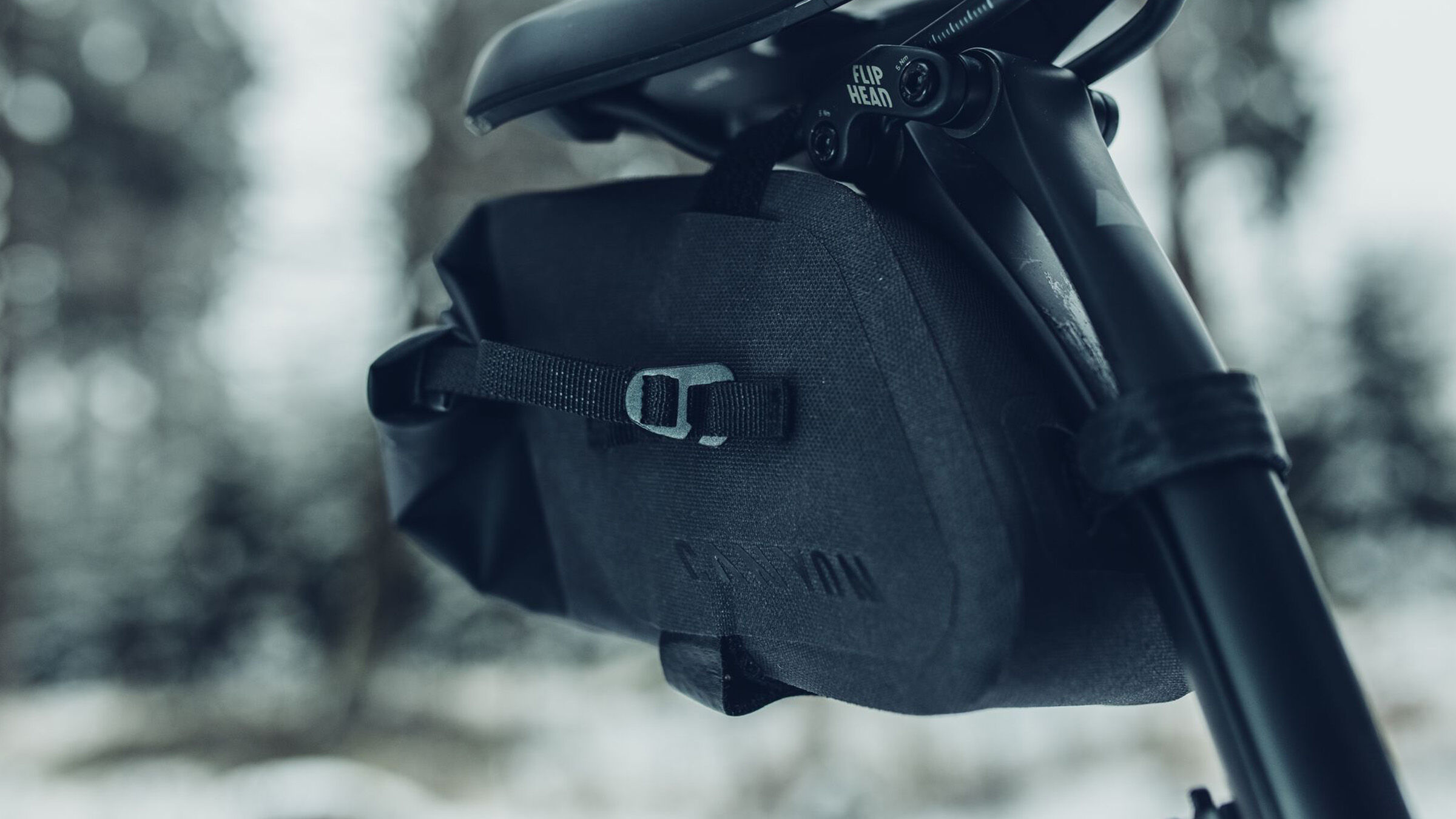 Canyon 1.5L Underseat Bag